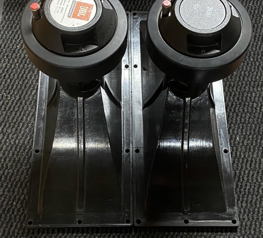 JBL 2426J met JBL 2370, Audio, Tv en Foto, Luidsprekers, JBL, Ophalen of Verzenden, Zo goed als nieuw, 120 watt of meer