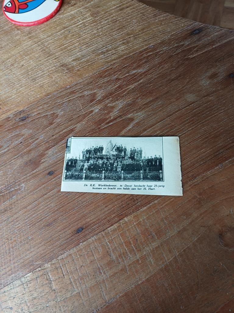 Knipsel 25 jaar werklieden vereniging Deest 1931, Ophalen of Verzenden, 1920 tot 1940, Knipsel(s)