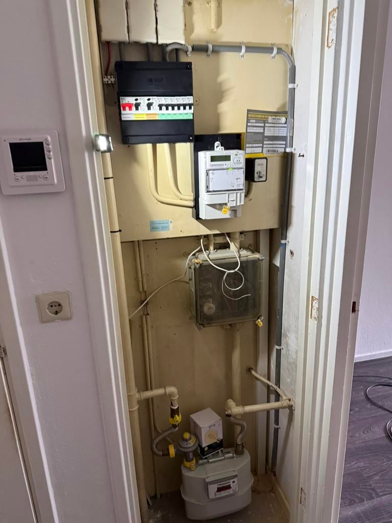 Witgoed reparatie & montage van groepenkast/elektra, 24-uursservice