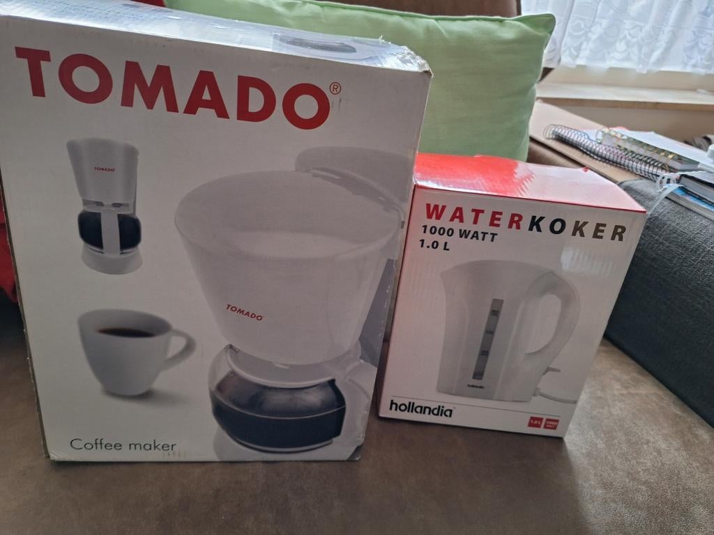 Koffiezetapoeraat /waterkoker, Witgoed en Apparatuur, Waterkokers, 1 tot 2 liter, Ophalen, Nieuw