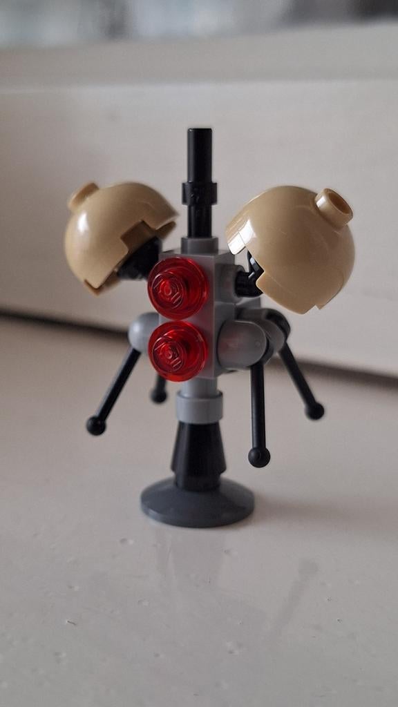 STAR WARS Poppetje/Minifig Buzz droid SW1443, Ophalen of Verzenden, Nieuw, Complete set, Lego