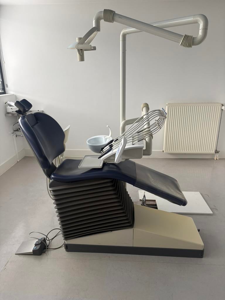 Sirona C3+ tandartsstoel dental unit., Ophalen, Gebruikt