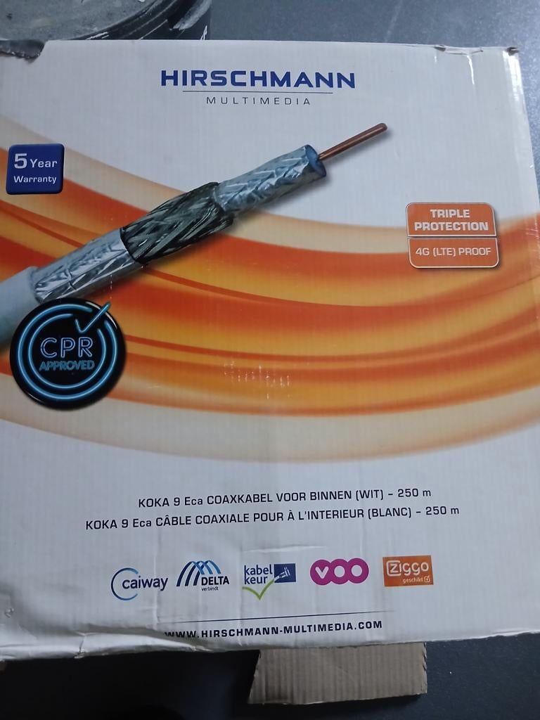 coax kabel Ziggo keur 100mtr, Audio, Tv en Foto, Audiokabels en Televisiekabels, Ophalen of Verzenden, Nieuw, 10 meter of meer
