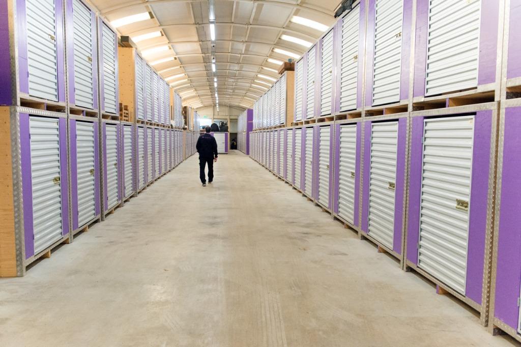 Opslagbox opslagruimte mobiele opslag Zutphen Brummen, Inpakservice, Bedrijfsverhuizingen