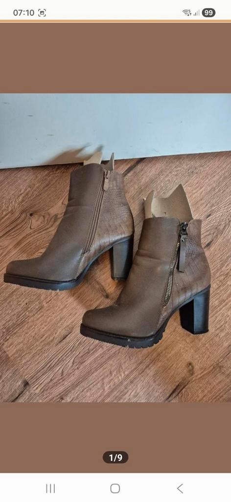 K 18 enkel laarzen 40, Kleding | Dames, Schoenen, Ophalen of Verzenden, Zo goed als nieuw, Bruin