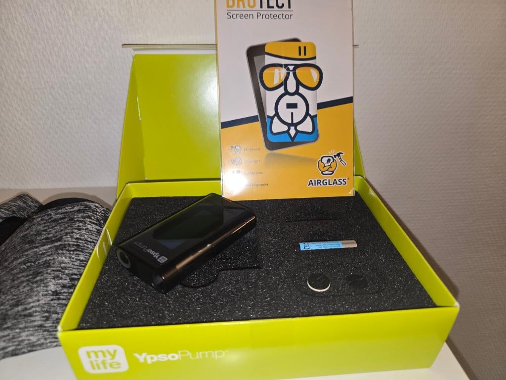 mylife YpsoPomp + infuussets + draagband + Screenprotector., Ophalen of Verzenden, Zo goed als nieuw