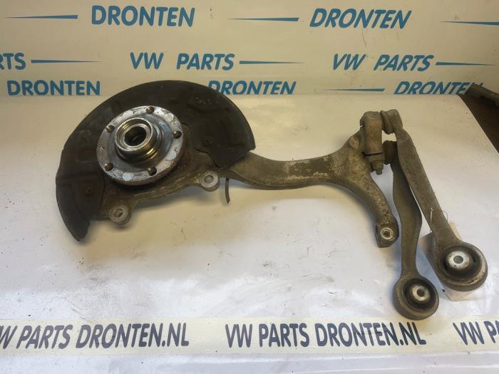 Fusee houder links-voor van een Audi A4, Gebruikt, -, Verzenden, -