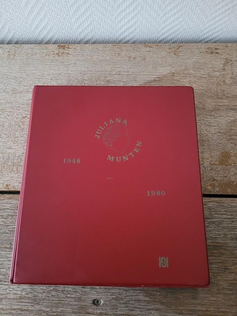 Nederland Juliana Album inclusief zilver 1948-1980, Postzegels en Munten, Munten | Nederland, Ophalen