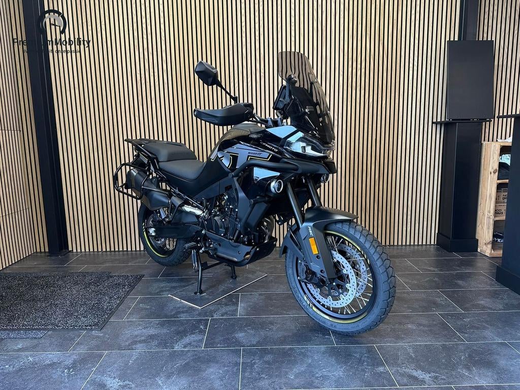 CFMOTO 800MT EXPLORE (ALL BLACK), 2 cilinders, Cfmoto, Motorrijbewijs A, Bedrijf