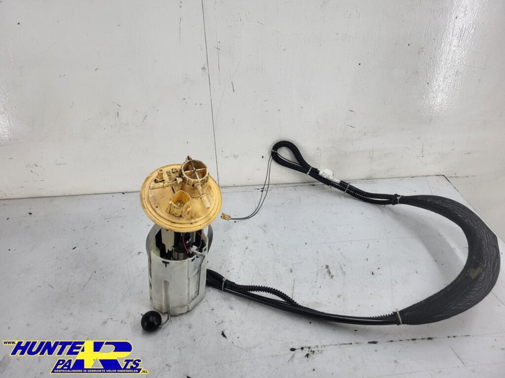 Brandstofpomp Volvo S60/V70 ('05-'09) 30761742, Gebruikt, Ophalen of Verzenden, Volvo, Volvo