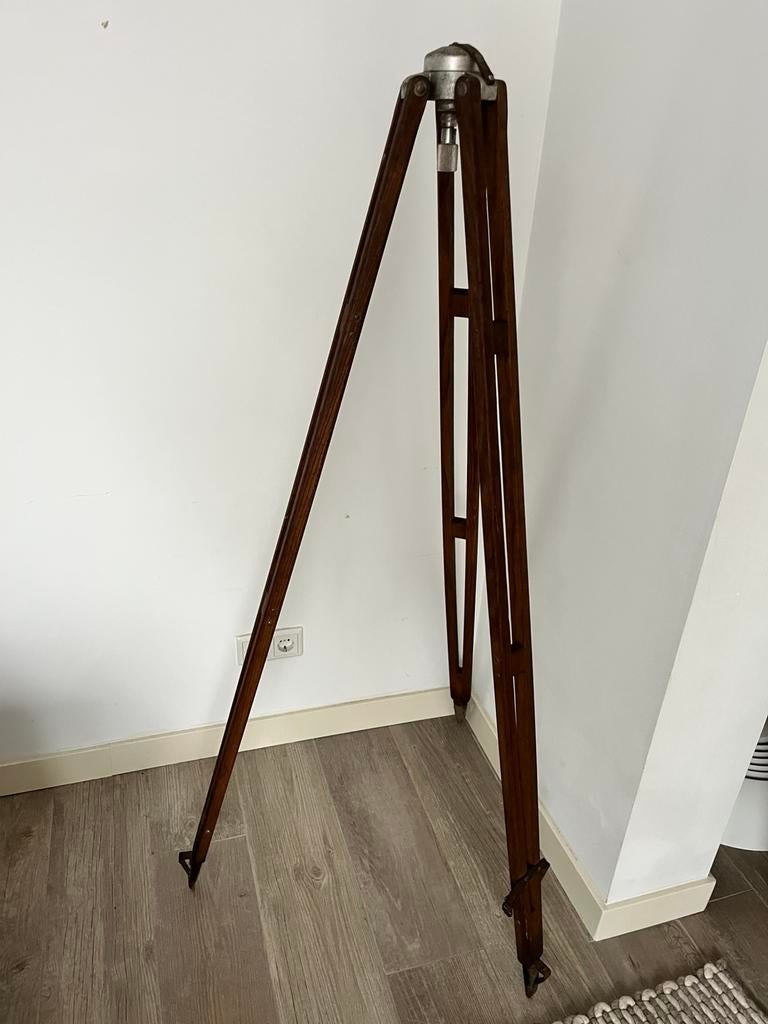Prachtig origineel vintage houten statief. Zwitserland Kern, Antiek en Kunst, Ophalen of Verzenden