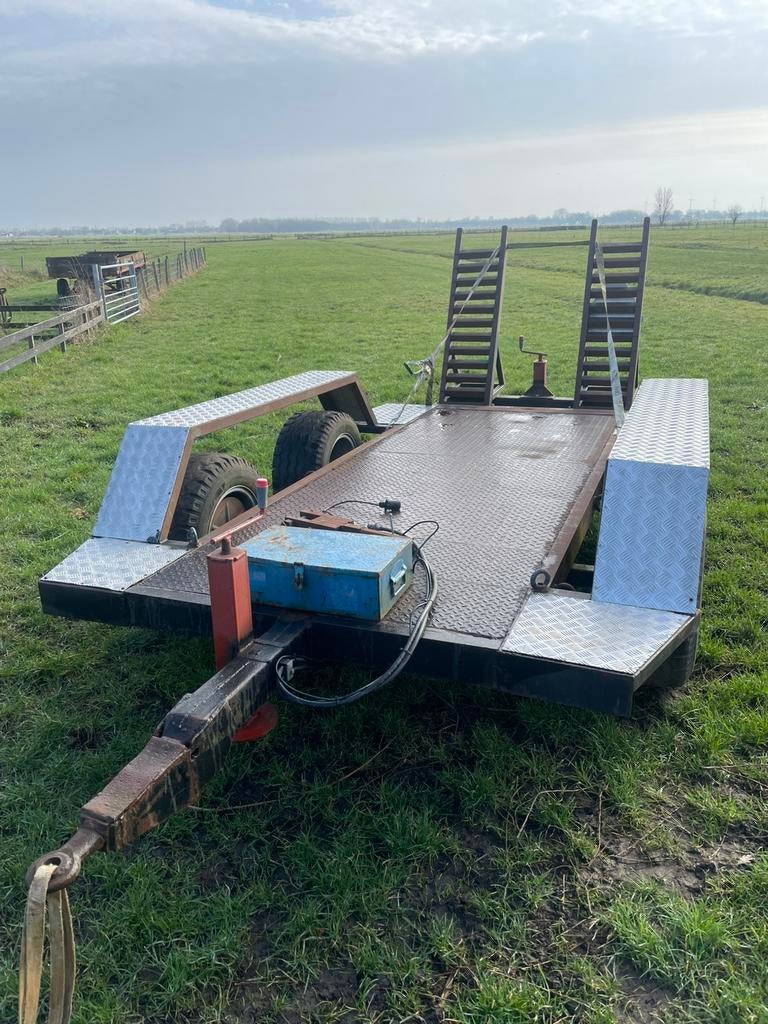 Dieplader voor achter een tractor, Zakelijke goederen, Ophalen, Transport