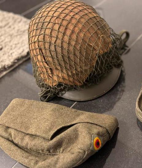 M1 Buitenhelm, Duitse Bundeswehr wintermuts, Munitiekist., Ophalen of Verzenden, Overige soorten, Duitsland, Helm of Baret