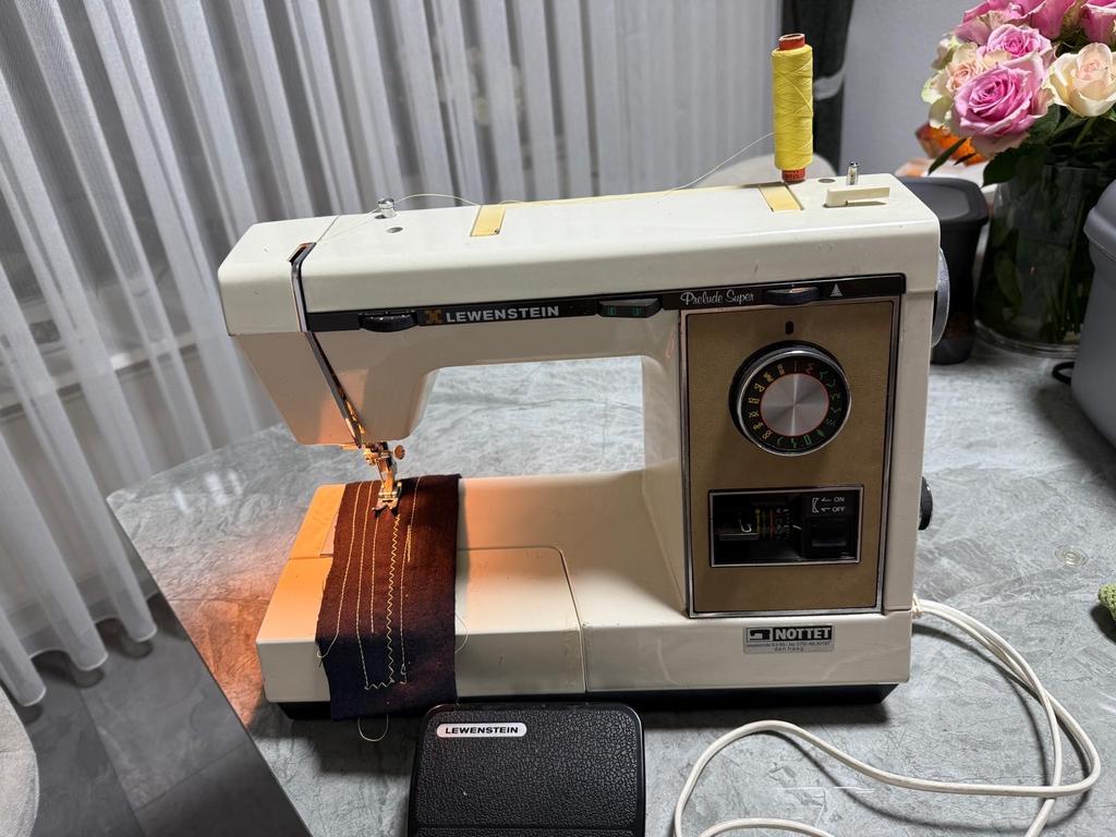 Lewenstein Naaimachine te koop - MOET NU WEG, Ophalen of Verzenden, Gebruikt, Naaimachine, Lewenstein