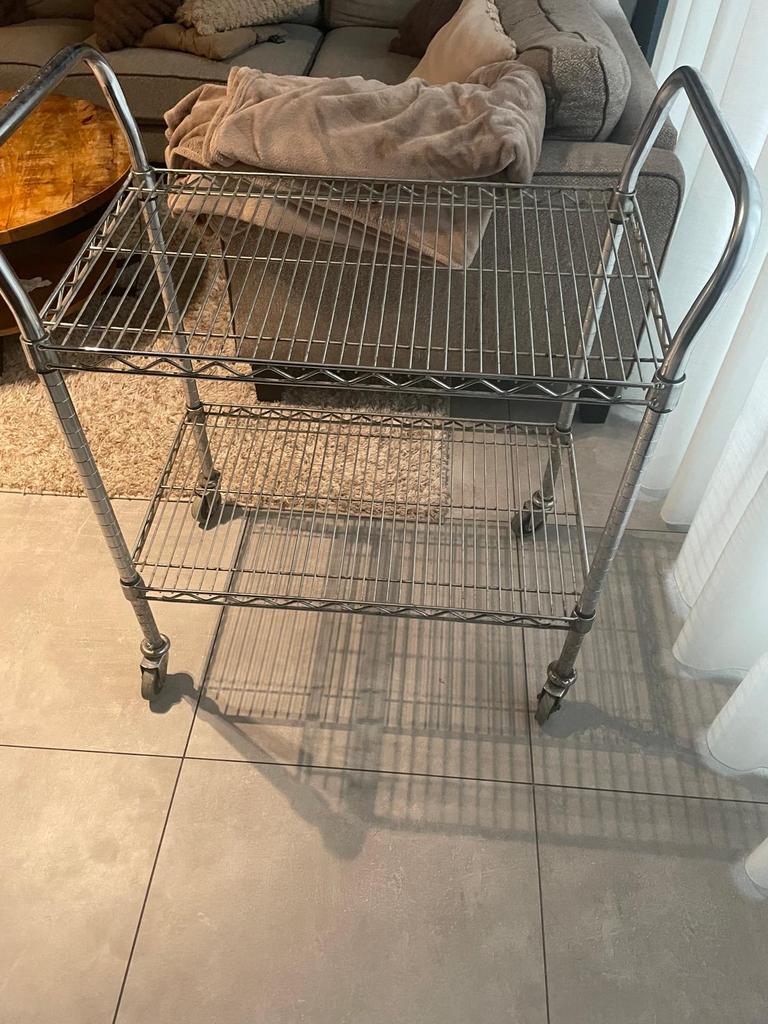 Serveer tafel, Huis en Inrichting, Tafels | Bijzettafels, Ophalen of Verzenden, Zo goed als nieuw, 75 cm of meer, 60 cm of meer