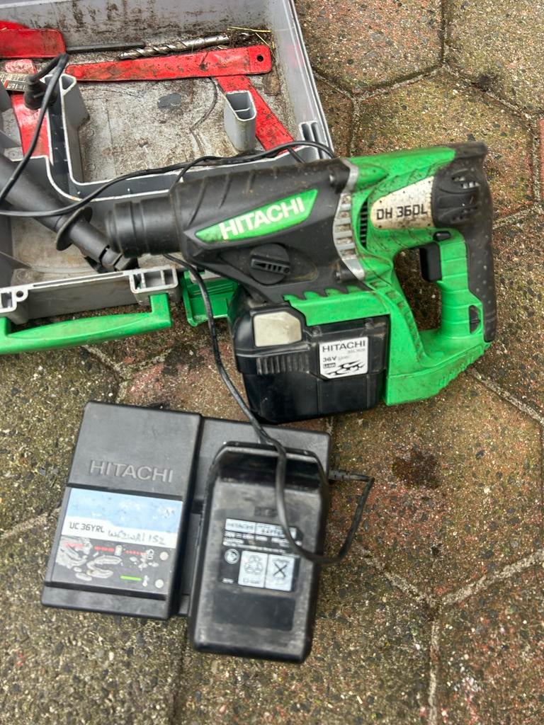 Hitachi Breekhamer + Metabo Slagboormachine met Boren, Boor- en/of Breekhamer, Ophalen of Verzenden, Klopboormechanisme, Gebruikt