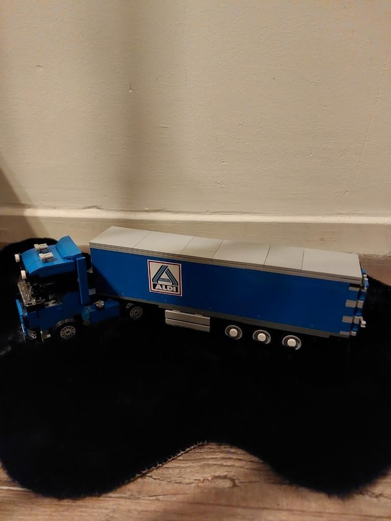 Playland Aldi Truck bouwstenenset, Overige merken, Groter dan 1:32, Ophalen of Verzenden, Zo goed als nieuw