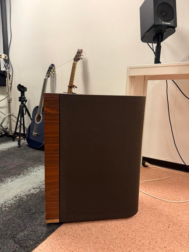 Bose 505 Vintage Luidsprekers (Set Links & Rechts), Audio, Tv en Foto, Luidsprekers, Ophalen, Gebruikt, Front, Rear of Stereo speakers