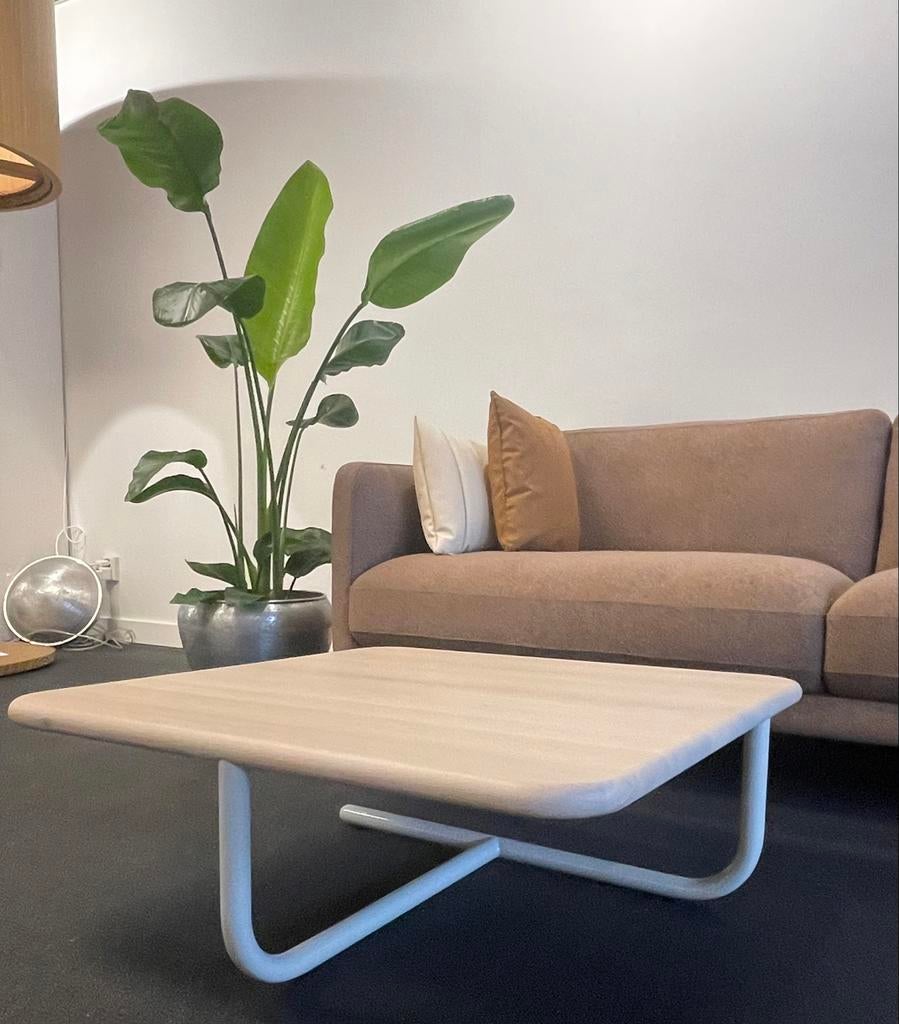 Leolux Pode Jolt salontafel showmodel, Huis en Inrichting, Tafels | Salontafels, Ophalen, Rechthoekig, 50 tot 100 cm
