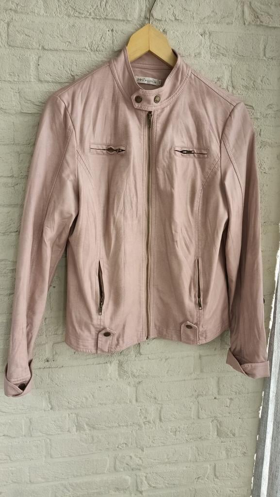 Roze Millenium Jasje - Maat XXL (maat 40), Maat 46/48 (XL) of groter, Zo goed als nieuw, Jasje, Roze