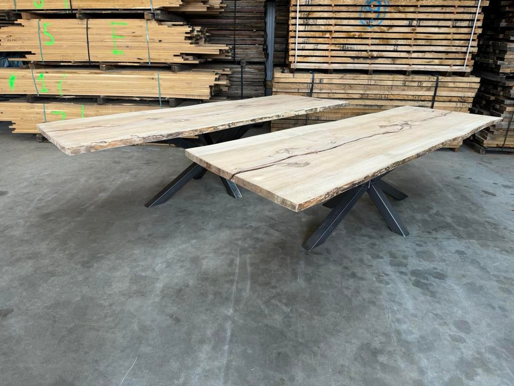 Boomstamtafel eikenhout Ambachtelijk maatwerk boomstam, Huis en Inrichting, Tafels | Eettafels, Ophalen of Verzenden, Nieuw, Eikenhout