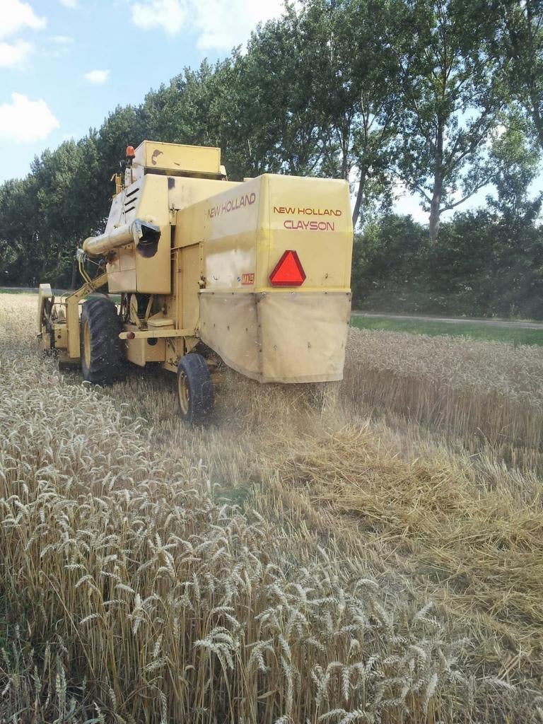 Clayson New Holland M135, Ophalen, Akkerbouw, Oogstmachine