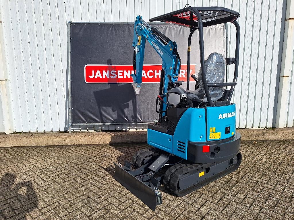 Airman AX19u-7, Zakelijke goederen, Machines en Bouw | Kranen en Graafmachines, Ophalen of Verzenden, Graafmachine