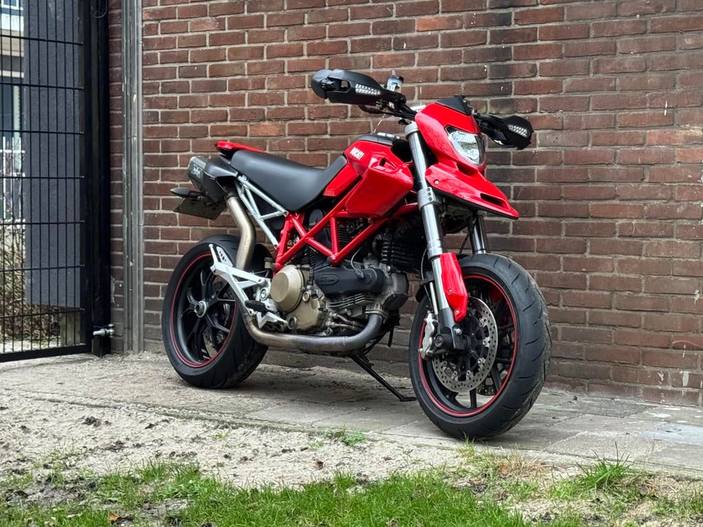 Ducati Hypermotard 1100 | 2007 |, Motoren, Motoren | Ducati, 2 cilinders, Sportuitlaat, Motorrijbewijs A, Particulier