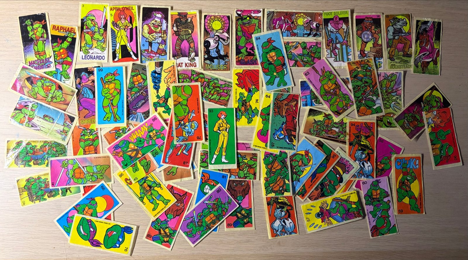 Jaren 90 TMNT kauwgom stickers + 2 stickervellen (1 compleet, Verzenden, Gebruikt, Strip of Tekenfilm
