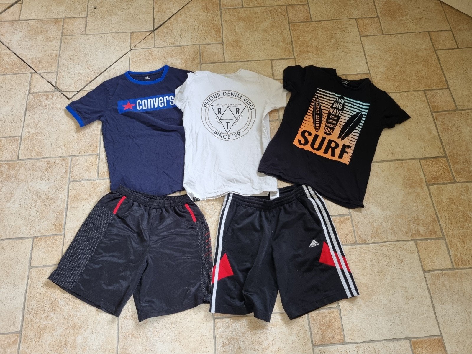 Leuke merk shirts en korte broek 152 158 jongen, Ophalen of Verzenden, Zo goed als nieuw, Converse All Star, Shirt of Longsleeve