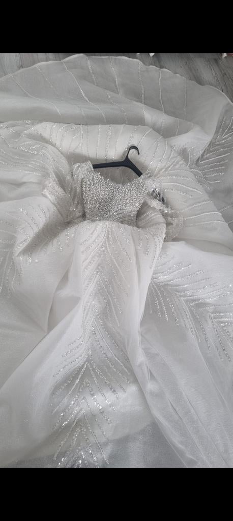 Prachtige Baljurk Bruidsjurk met Diamanten, Kleding | Dames, Trouwjurk, Wit, Ophalen of Verzenden, Onbekend