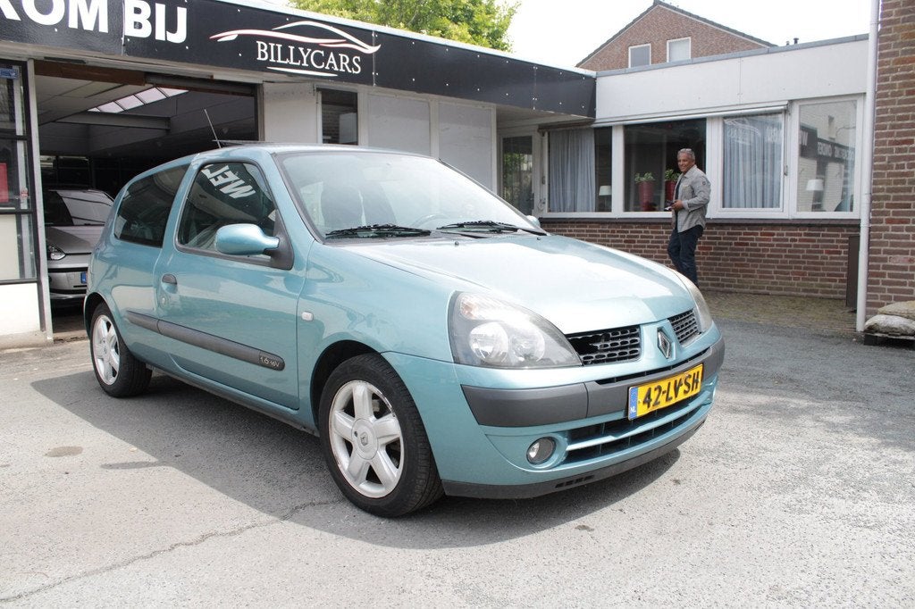 Renault Clio 1.6-16V Privilège / APK NIEUW / PaNo dak / Air, Voorwielaandrijving, 970 kg, 4 cilinders, Blauw