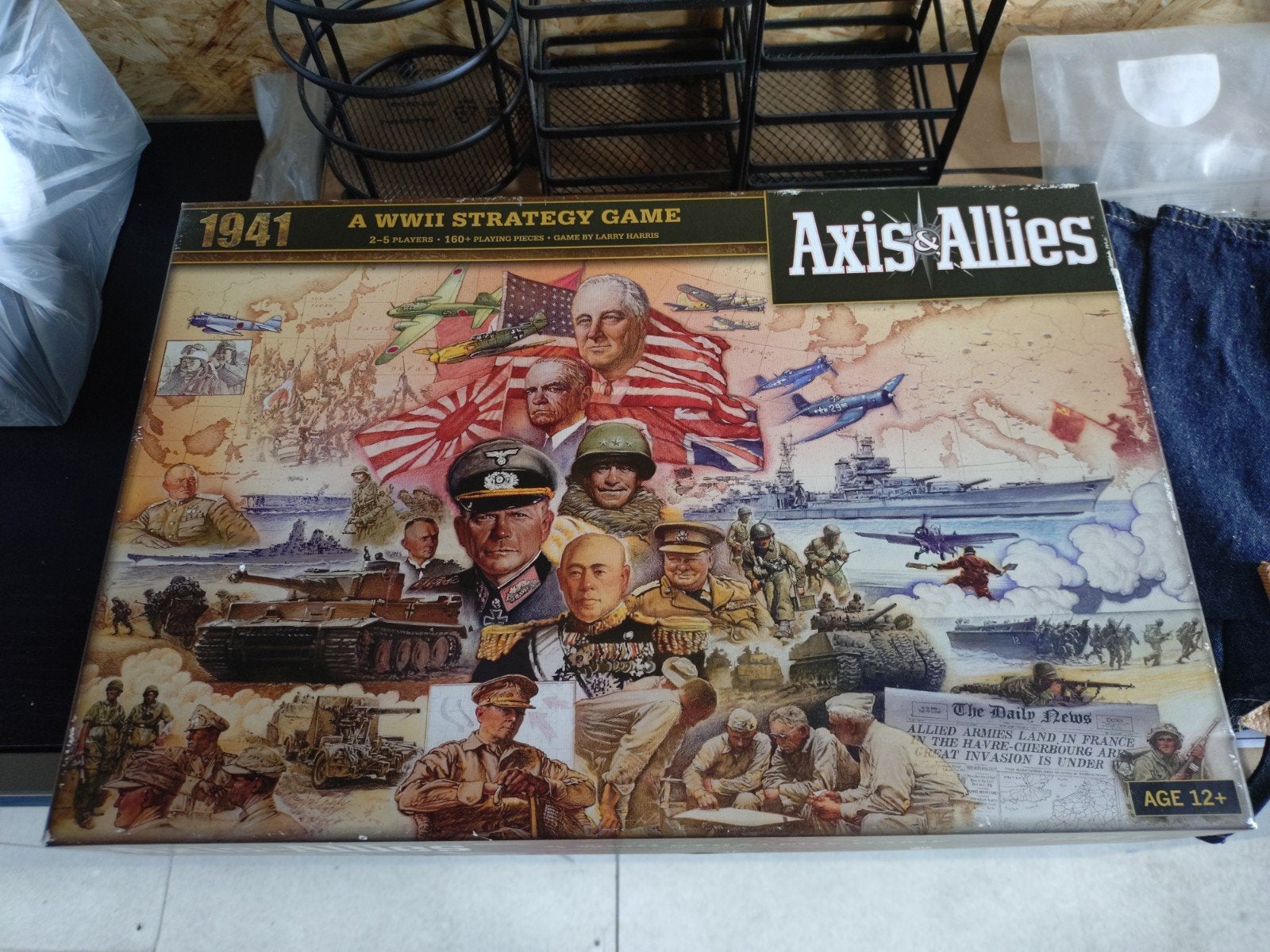 Axis & Allies 1941 Bordspel - Strategisch WOII Spel, Hobby en Vrije tijd, Een of twee spelers, Ophalen of Verzenden, Zo goed als nieuw