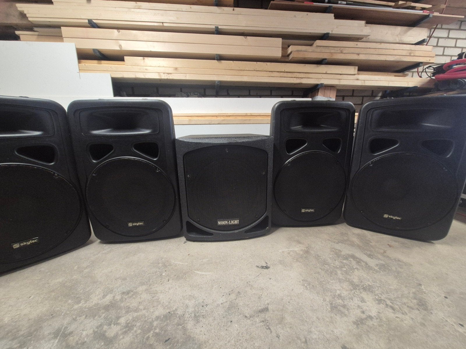 Complete actieve PA-set – 4x Skytec SP1500 + actieve 15" sub, Gebruikt, Subwoofer, 120 watt of meer, Ophalen