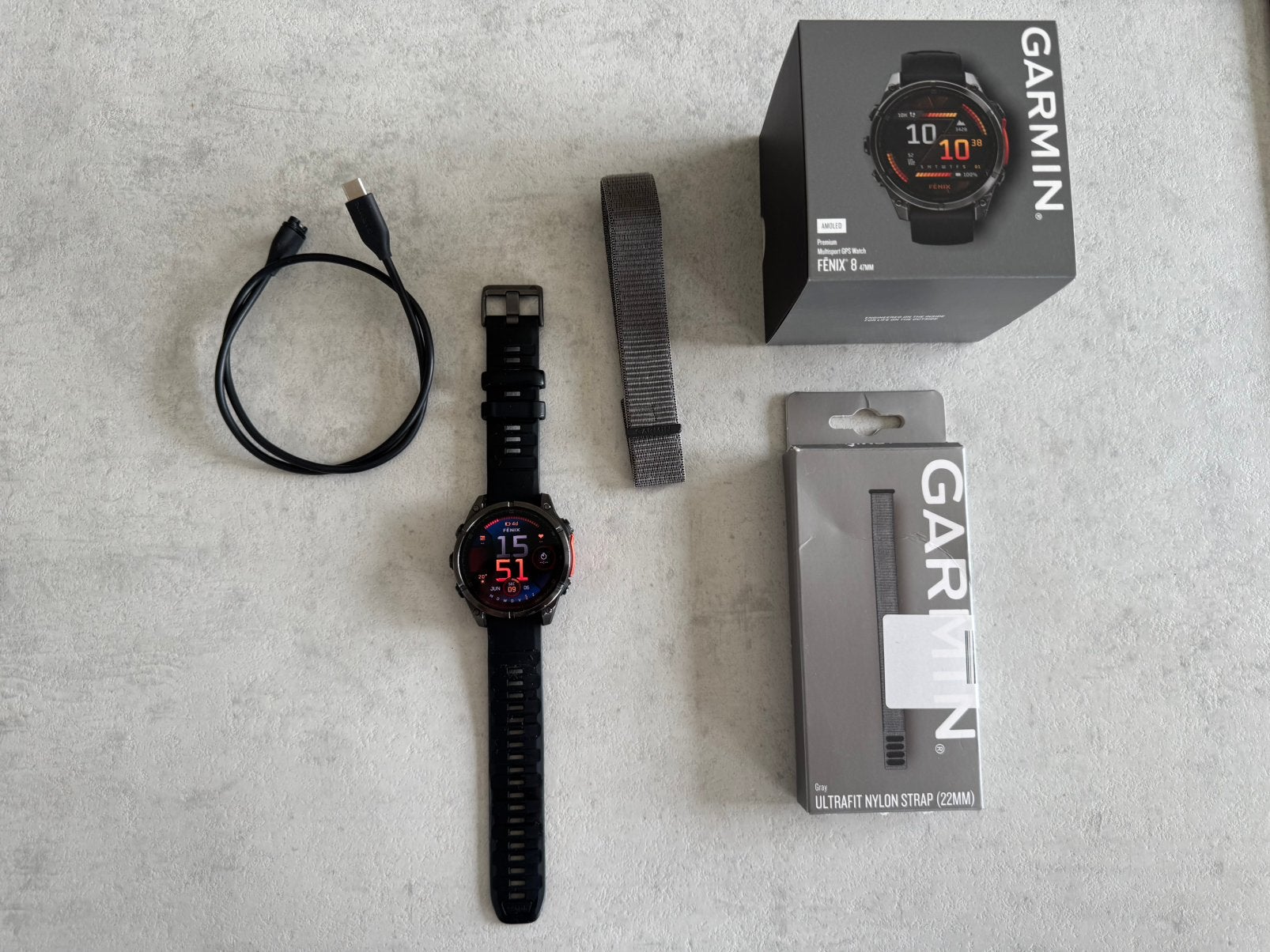 Garmin Fenix 8 47mm AMOLED + extra UltraFit nylon bandje, Zwart, Ophalen of Verzenden, Zo goed als nieuw, Waterdicht