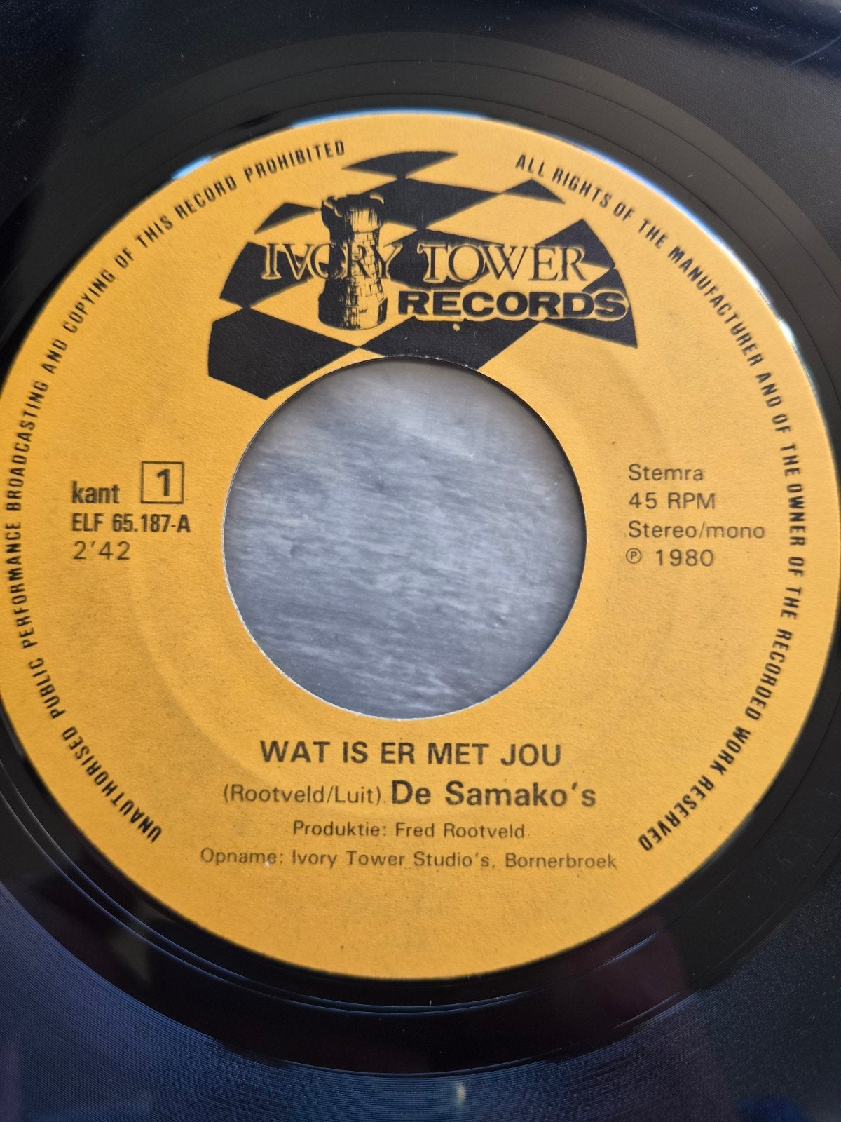 zeldzame oude piraten single van De Samako's Wat is er met, Ophalen of Verzenden, Gebruikt, 7 inch, Nederlandstalig