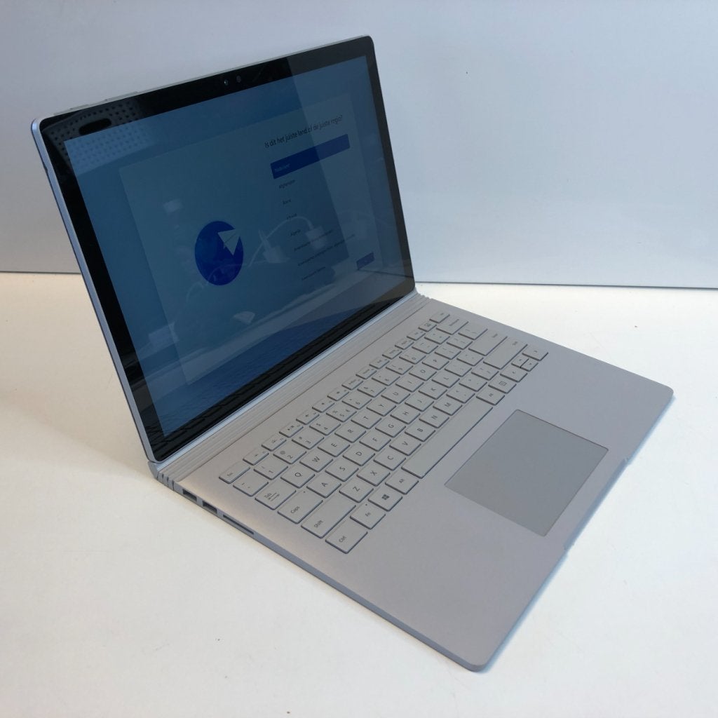 Microsoft Surface Book 1 | i5 | 256GB | 8GB | Nette Staat, Microsoft, Zo goed als nieuw, Support@microsoft.com, Microsoft Corporation
One Microsoft Way
Redmond, WA 98052-6399
USA