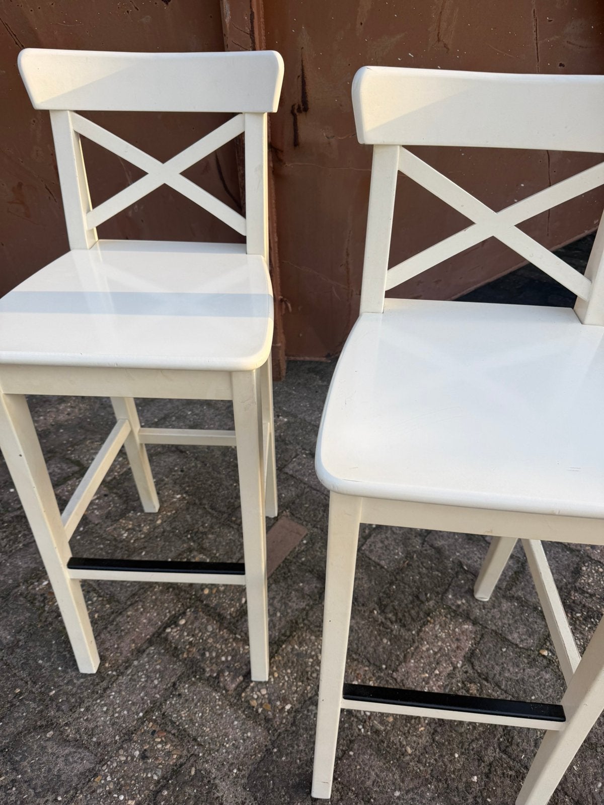 Ikea witte barkruk 2x, Ophalen, Gebruikt, Met voetsteun, 60 tot 90 cm