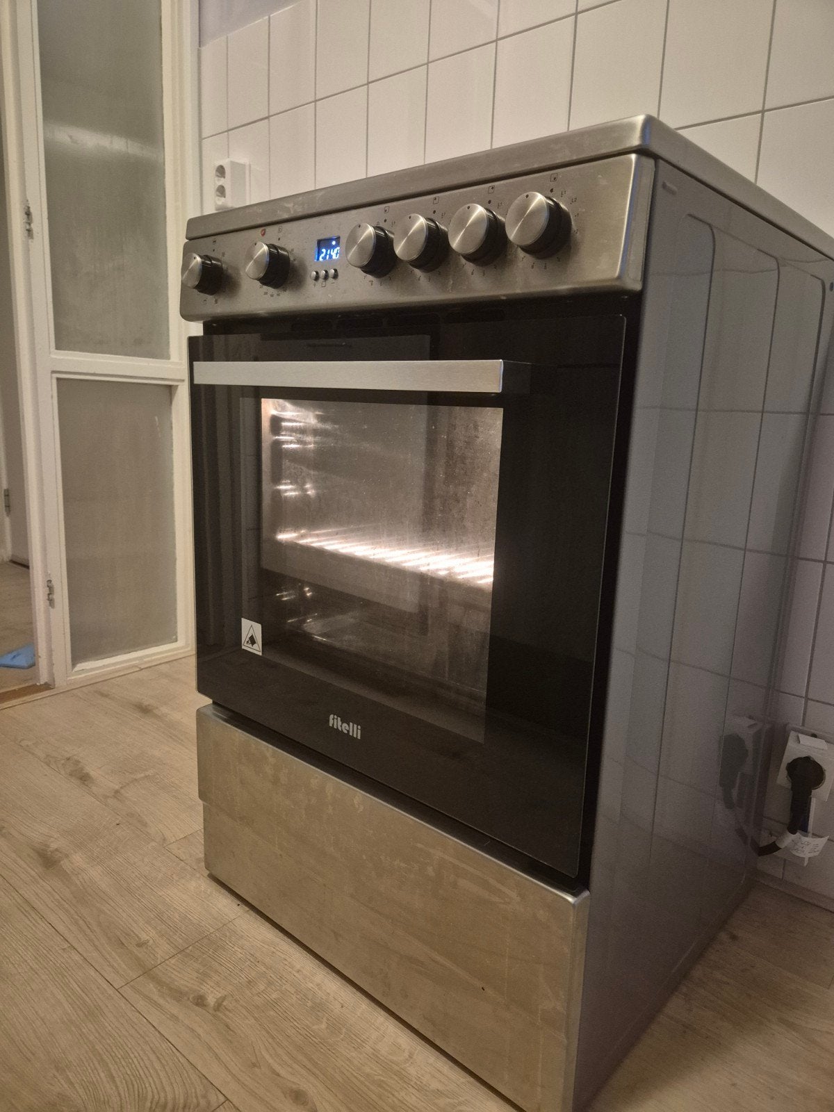Fitelli Inductie Fornuis | 2-fase, Ophalen, Gebruikt, 4 kookzones, Inductie