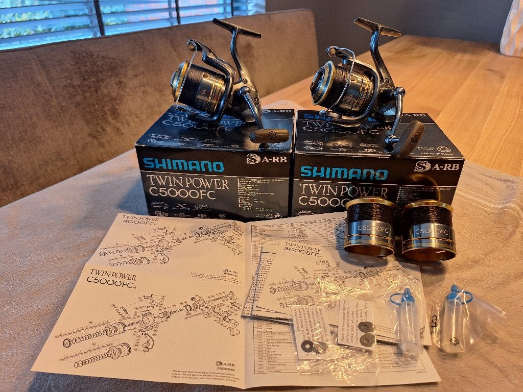2x Shimano Twinpower C5000FC Molens, Ophalen of Verzenden, Gebruikt, Molen