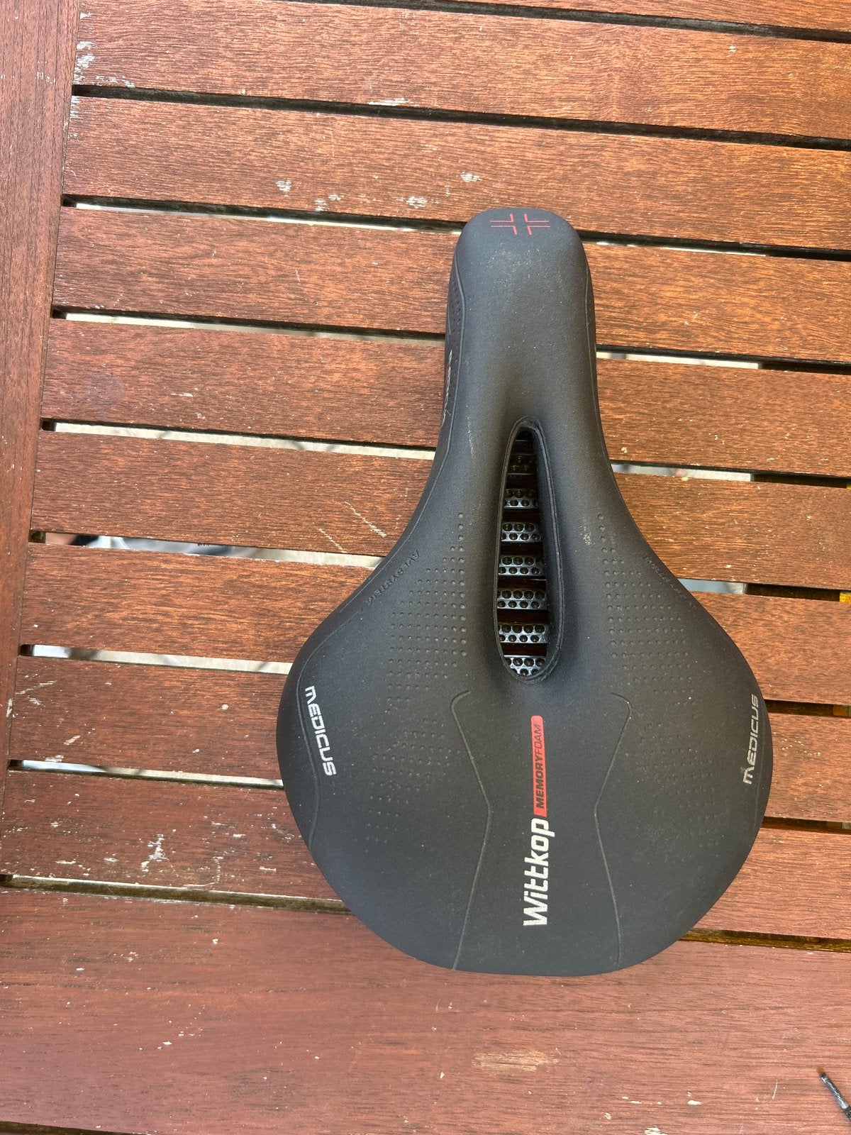 Wittkop Medicus fietszadel met memory foam, Fietsen en Brommers, Ophalen, Gebruikt, Kunststof, Zadel