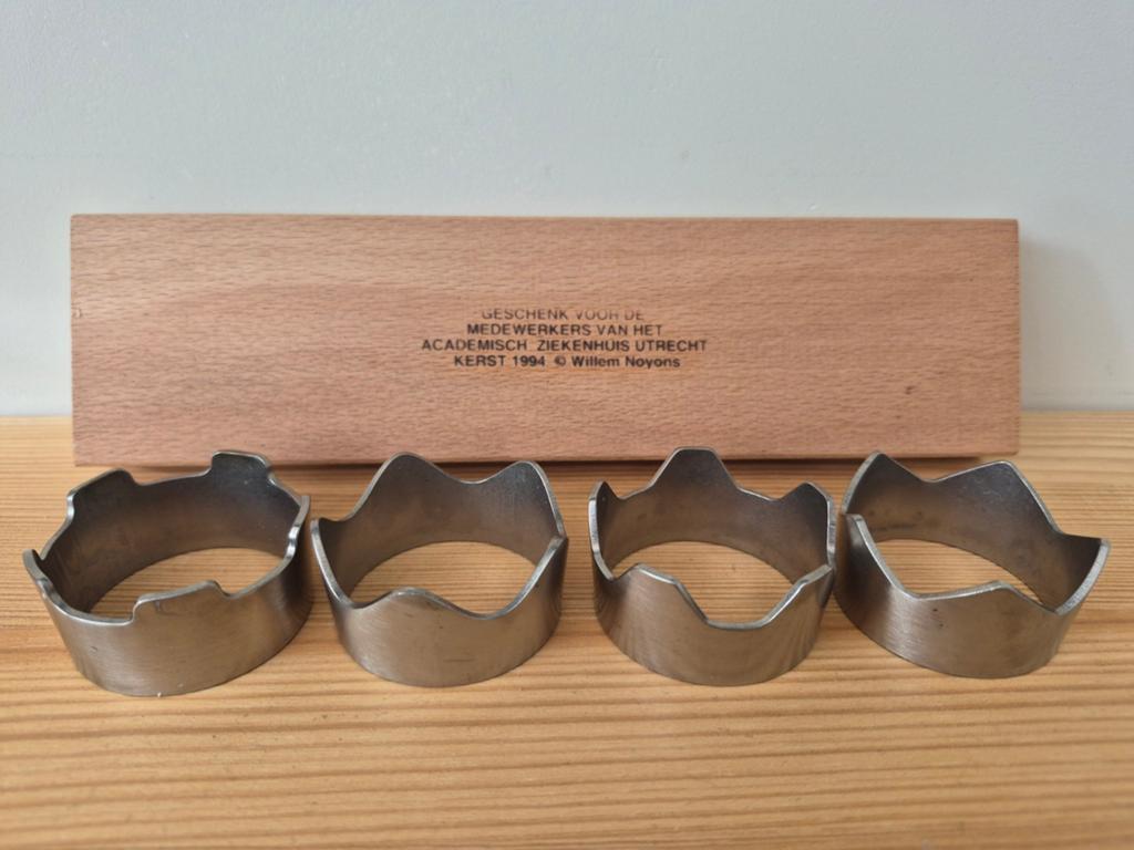 Willem Noyons Servetringen - Kerst 1994 AZU, Antiek en Kunst, Antiek | Tin, Ophalen of Verzenden