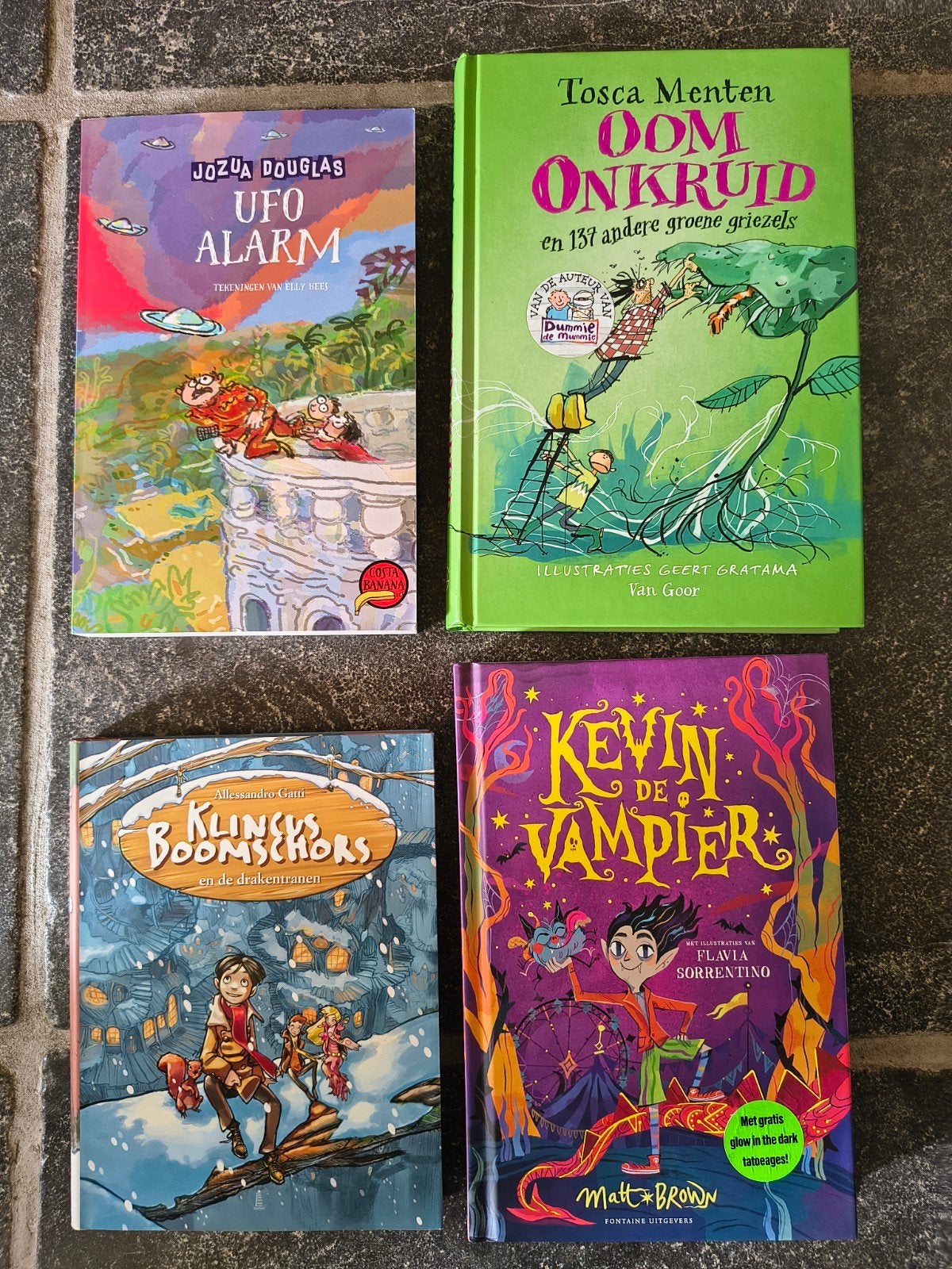 Kevin de vampier,oom onkruid,UFO alarm,klinicus boomschors, Ophalen of Verzenden, Zo goed als nieuw