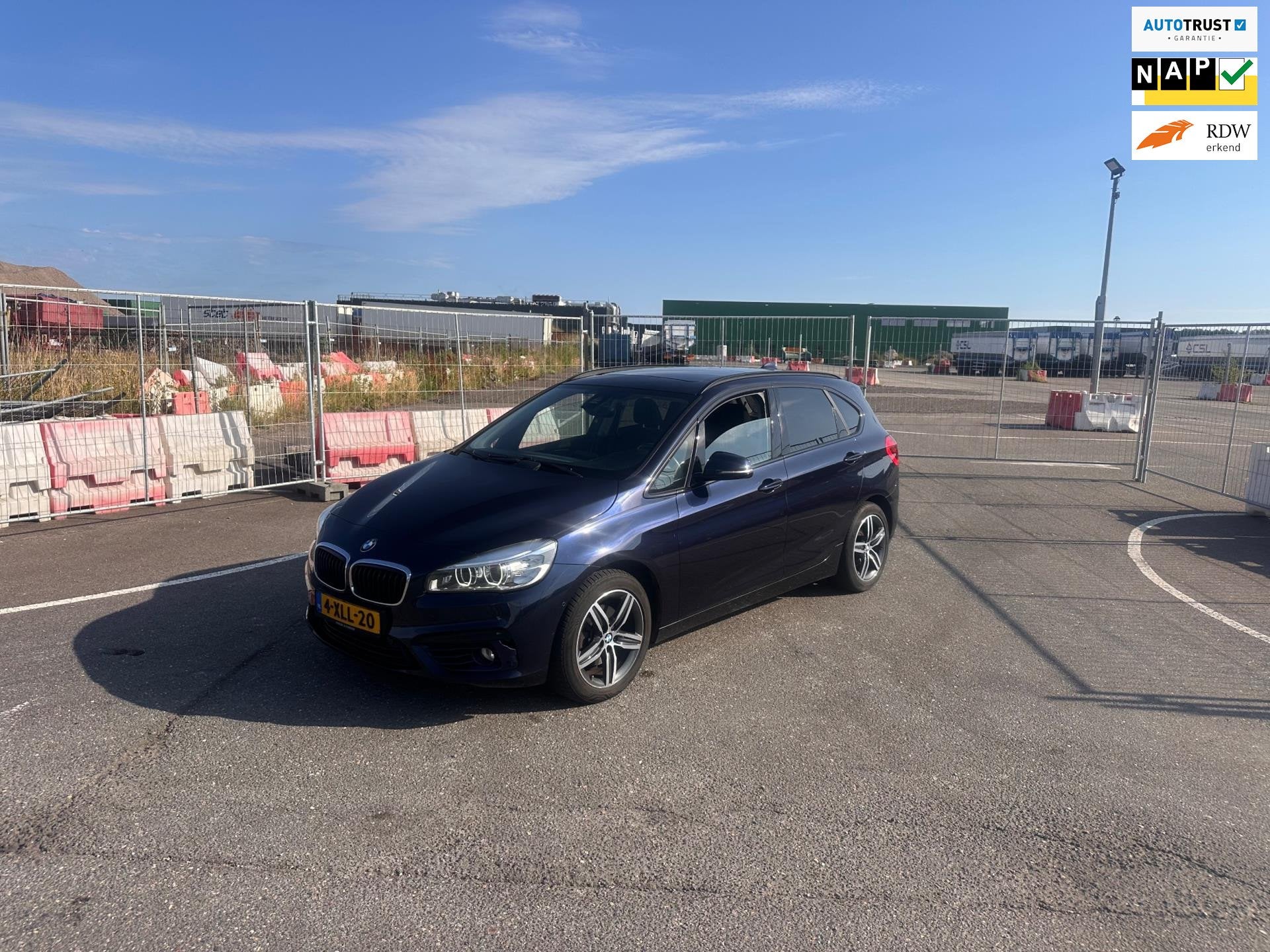 BMW 2-serie Active Tourer 218d High Executive Clima.Navi.Pan, Auto's, Voorwielaandrijving, Euro 6, 150 pk, Blauw