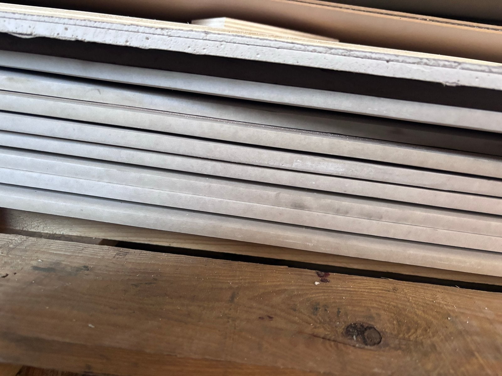 Gipsplaten te koop: 8 hele, diverse aangebroken stukken, Ophalen, Gebruikt, Overige materialen, Minder dan 20 mm