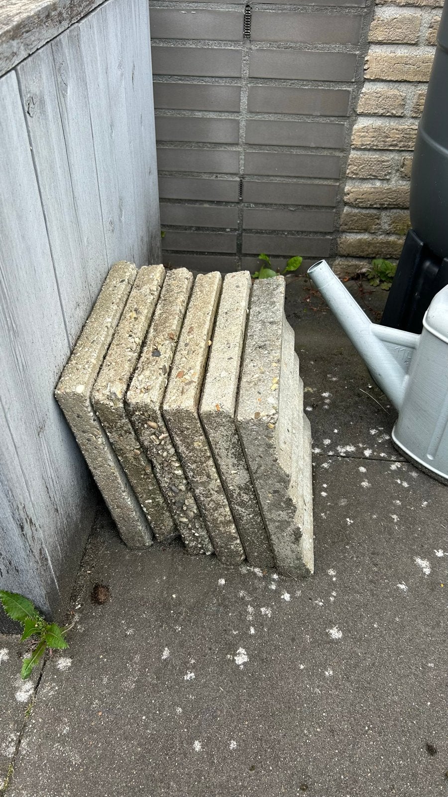 Gebruikte betonnen tuintegels 6 stuks, Tuin en Terras, Tegels en Klinkers, Ophalen, Gebruikt, Minder dan 5 m², Beton