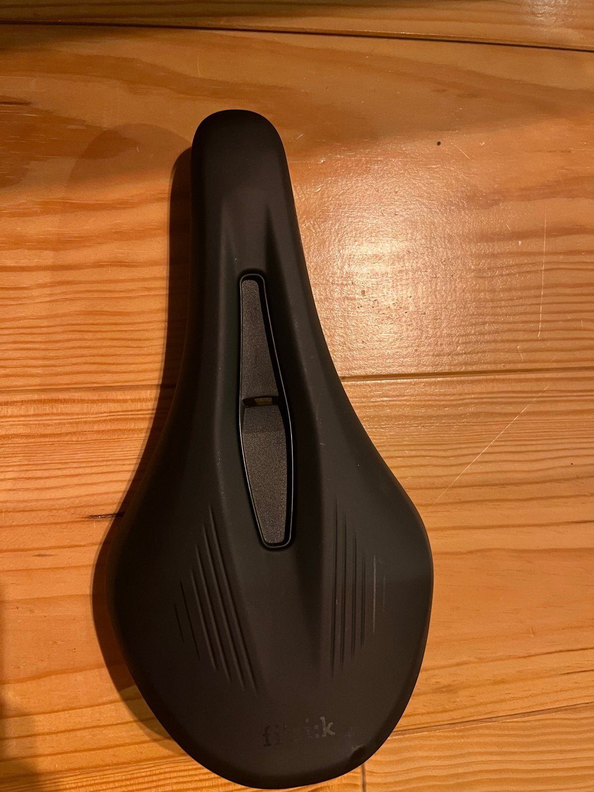 FIZIK VENTO ARGO X1 ZADEL ZWART 140mm, Ophalen of Verzenden, Nieuw, Overige typen