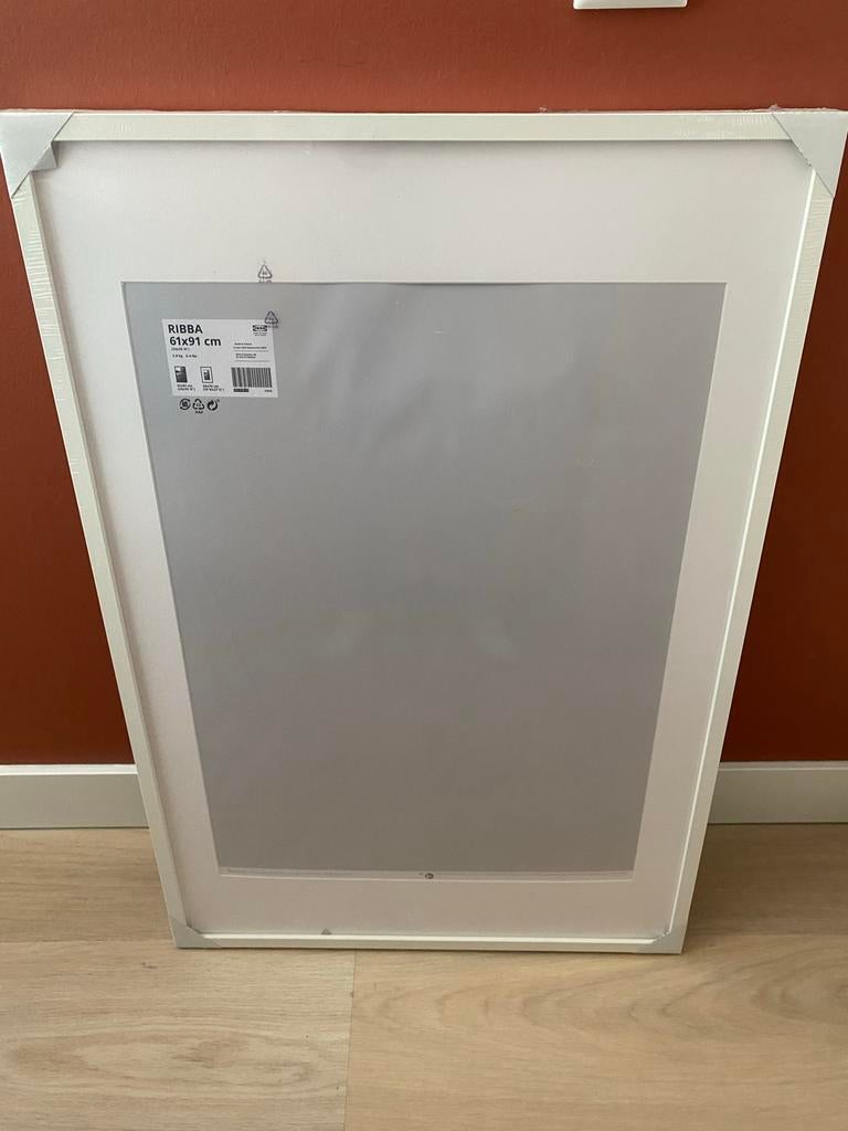 IKEA RIBBA Fotolijst 61x91 cm - Wit, Nieuw in verpakking, Huis en Inrichting, Woonaccessoires | Lijsten, Ophalen, Nieuw, 75 cm of meer