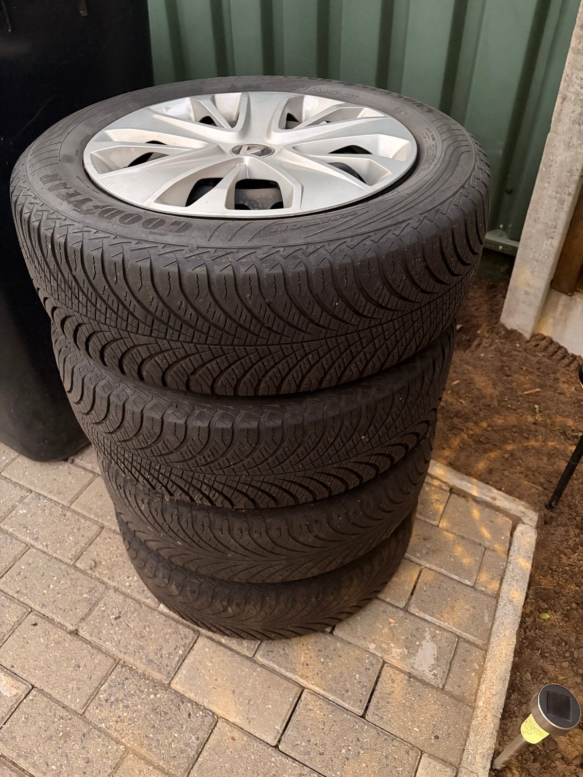 Goodyear Vector 4Seasons 185/65R15 88T All Season banden, Auto-onderdelen, Gebruikt, 15 inch, Banden en Velgen, All Season