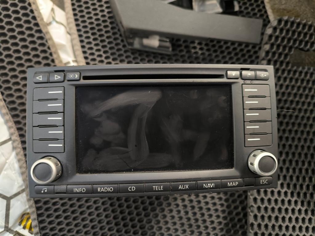 VW Touareg Navigatie RNS2 MFD2 7L6035191N Radio CD Speler, Ophalen of Verzenden, Gebruikt